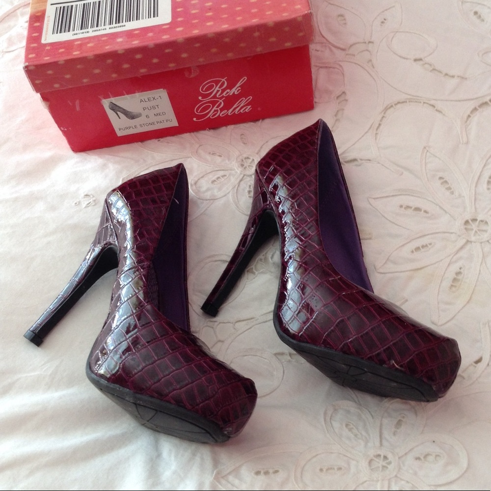 ROK BELLA PURPLE  REPTILE TEXTURED PUMPS 6 M NWT In box
